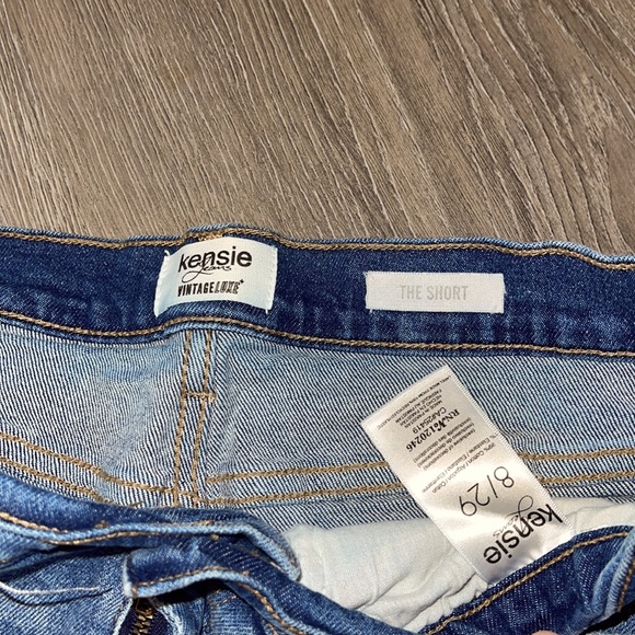 COPY - Size 8 Jean Shorts. - Picture 3 of 3